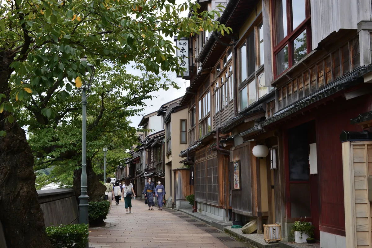 Kazuemachi Chaya District